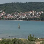 Marija 3* Трогір