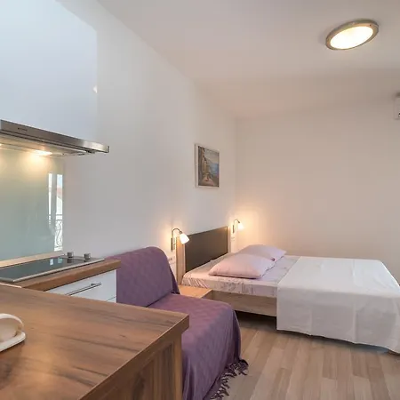 Marija 3* Trogir
